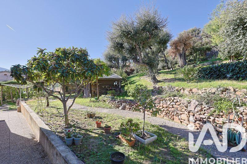 Maison - 180 m² - 6 pièces