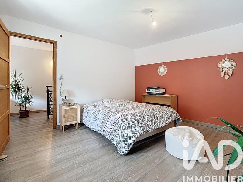 Maison - 226 m² - 6 pièces