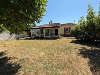 Villa - 90 m² - 4 pièces