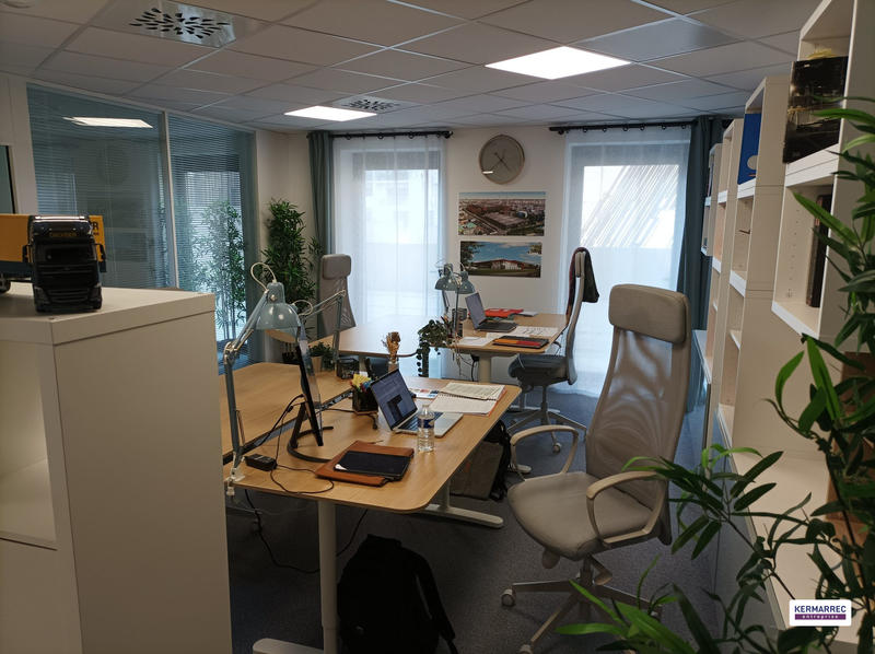 Bureau - 97 m²