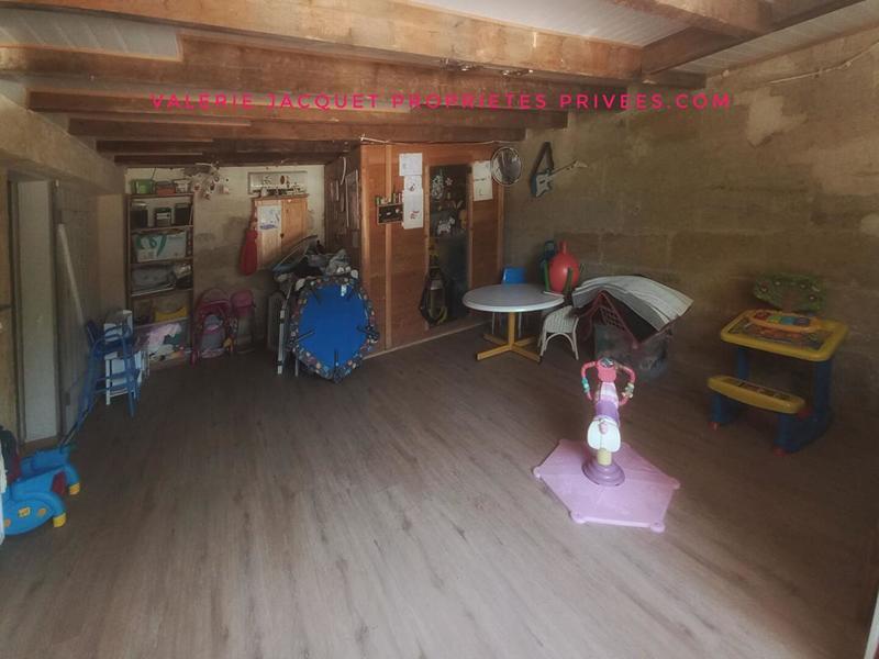 Maison - 200 m² - 8 pièces