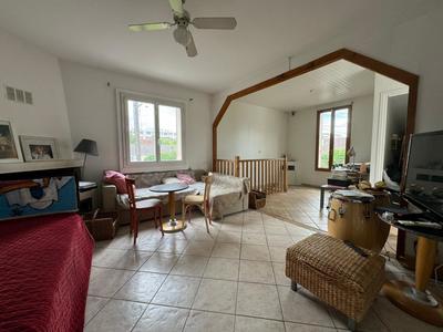 Maison - 170 m² - 8 pièces