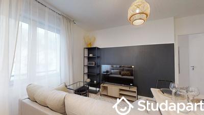 Chambre - 11 m² - 1 pièce