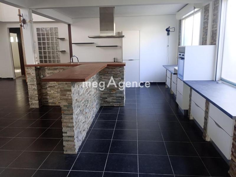 Maison - 165 m² - 4 pièces