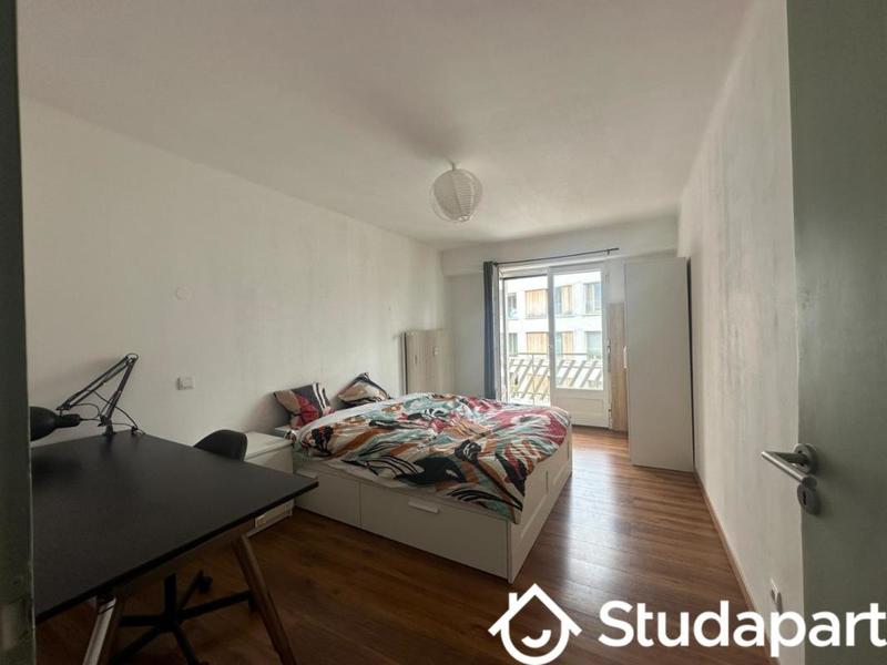 Chambre - 17 m² - 1 pièce