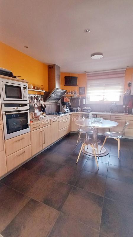 Maison - 145 m² - 4 pièces