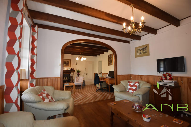 Maison - 102 m² - 5 pièces