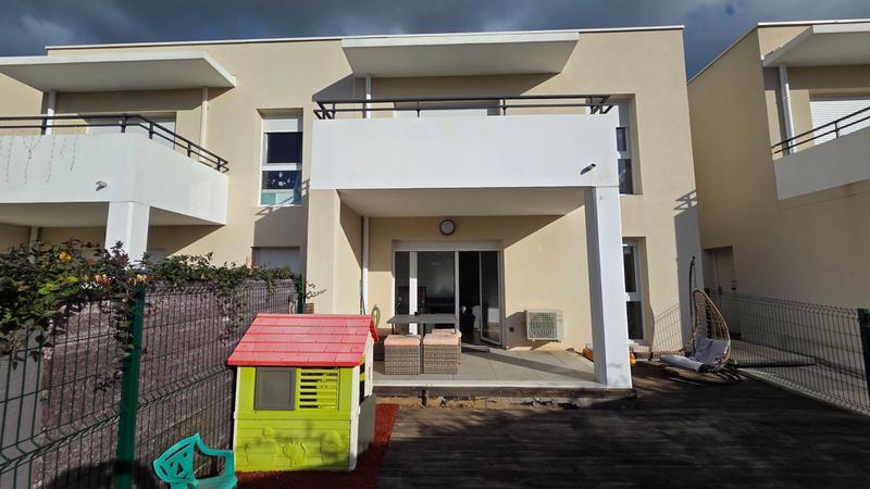 Villa - 90 m² - 4 pièces