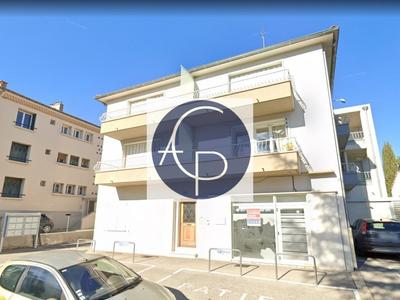 Local commercial - 44 m² - 1 pièce