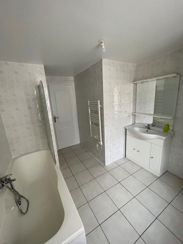 Appartement - 99 m² - 4 pièces