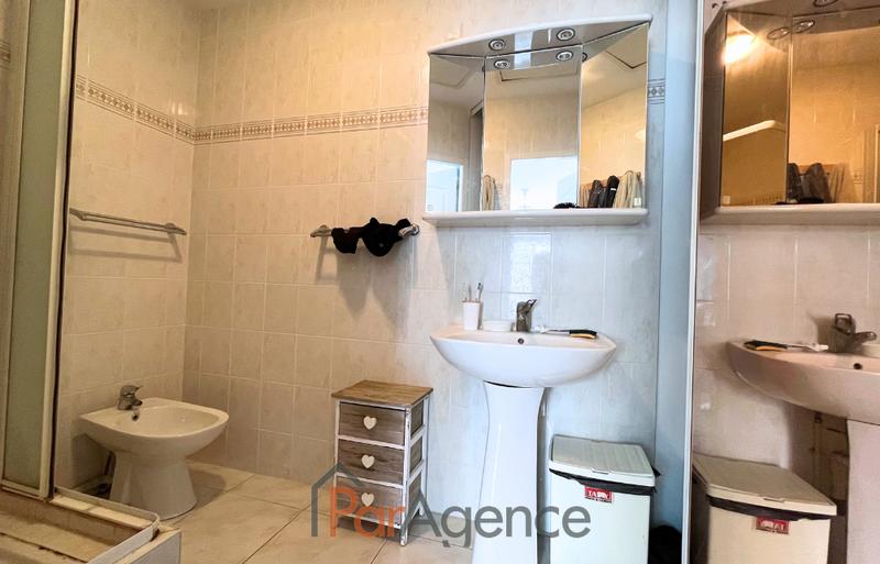 Maison - 162 m² - 5 pièces