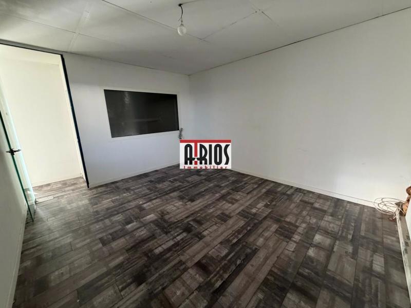 Local d'activité / Entrepôt - 550 m²