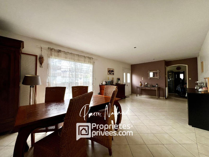 Maison - 140 m² - 5 pièces