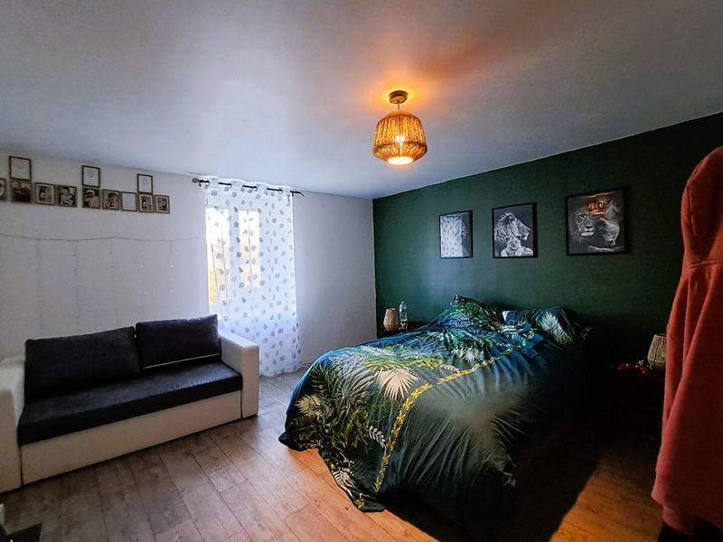 Maison - 137 m² - 5 pièces