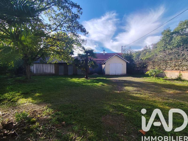 Maison - 202 m² - 6 pièces