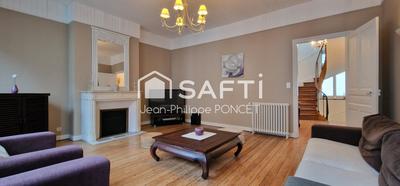 Maison - 161 m² - 6 pièces