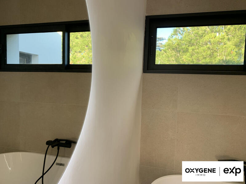 Maison contemporaine - 138 m² - 4 pièces