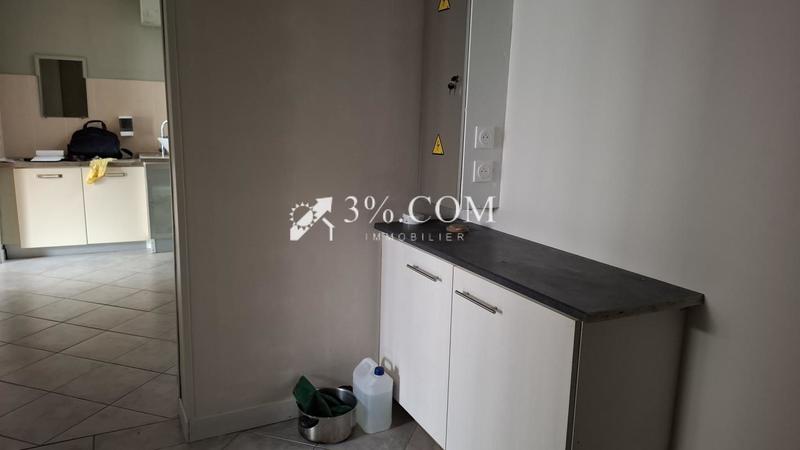 Local commercial - 68 m² - 4 pièces