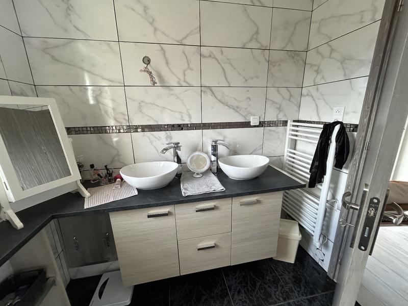 Maison - 150 m² - 4 pièces