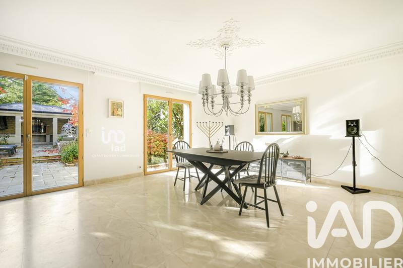 Maison - 192 m² - 6 pièces
