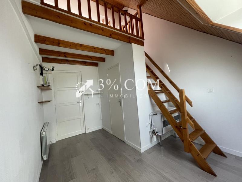 Studio - 12 m² - 1 pièce