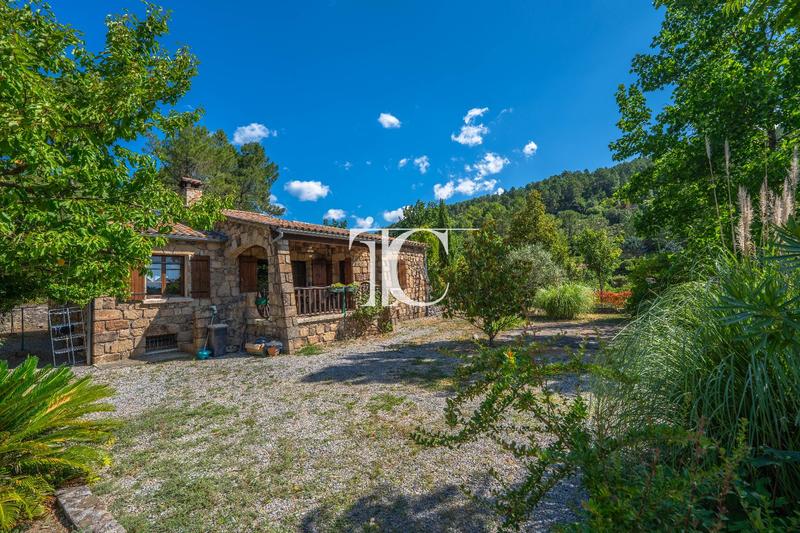 Maison - 131 m² - 4 pièces