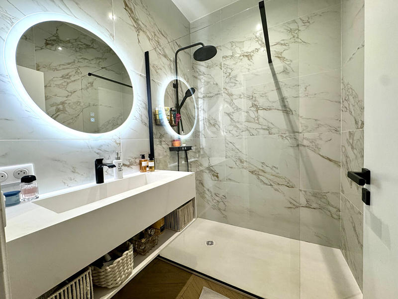 Appartement - 100 m² - 4 pièces