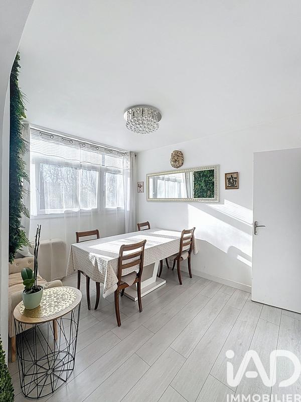 Appartement - 80 m² - 3 pièces