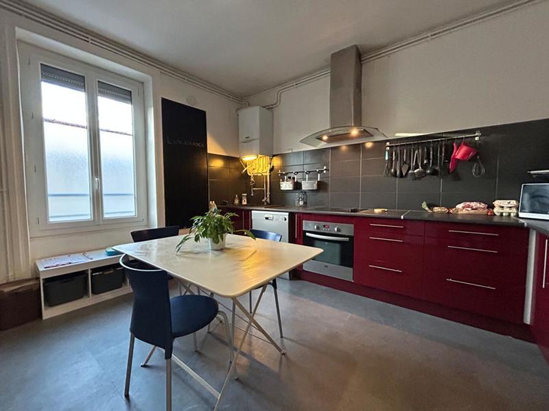 Appartement - 105 m² - 5 pièces