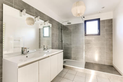 Maison - 94 m² - 4 pièces