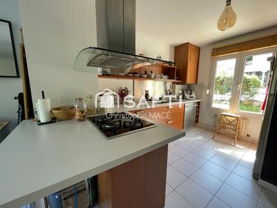 Appartement - 79 m² - 4 pièces