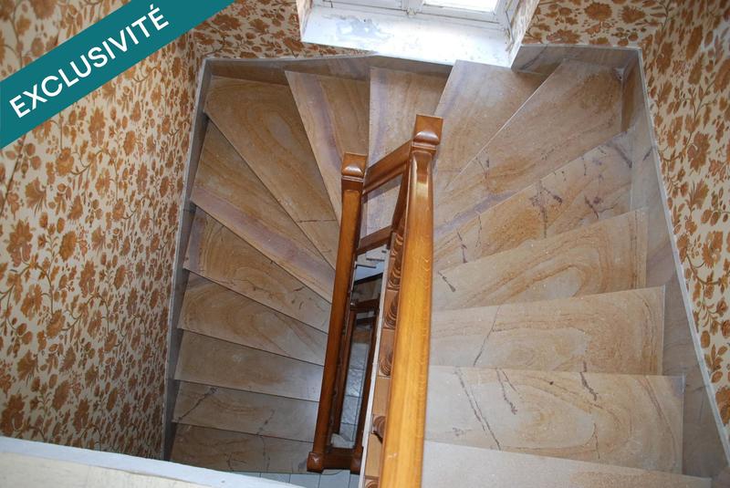 Maison - 186 m² - 7 pièces