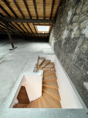 Appartement - 118 m² - 5 pièces