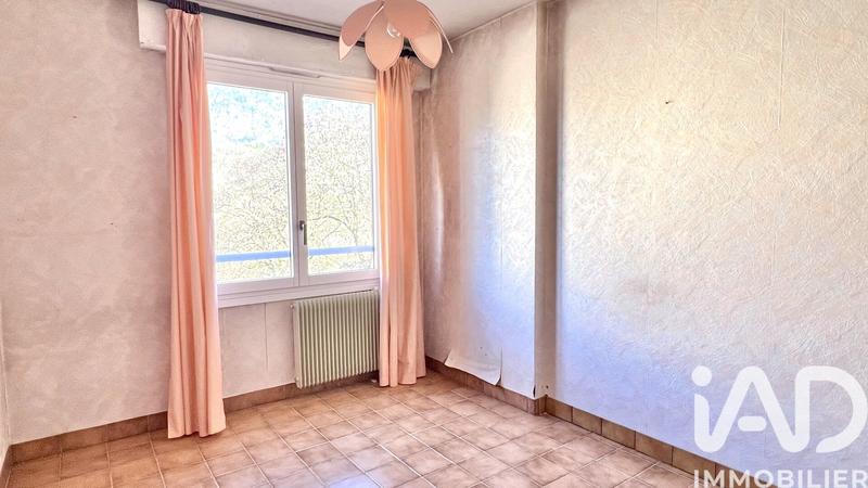 Appartement - 95 m² - 4 pièces