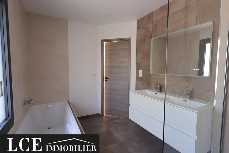 Maison - 175 m² - 6 pièces