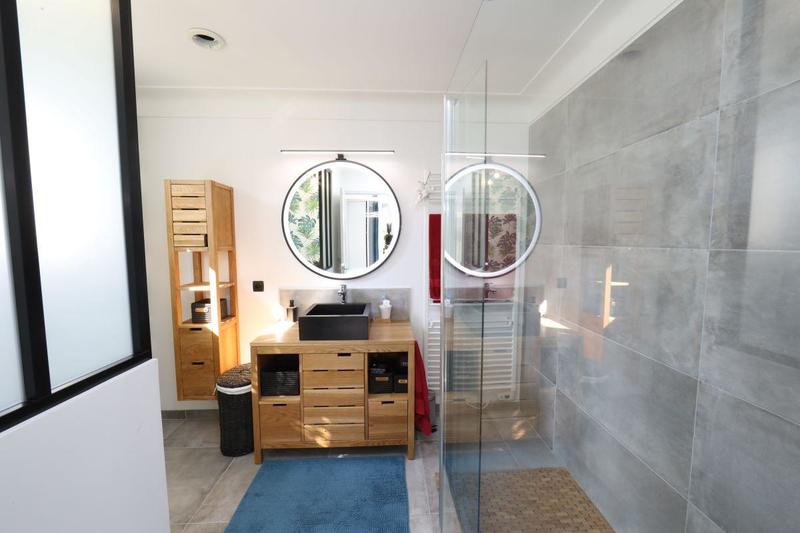 Villa - 193 m² - 7 pièces