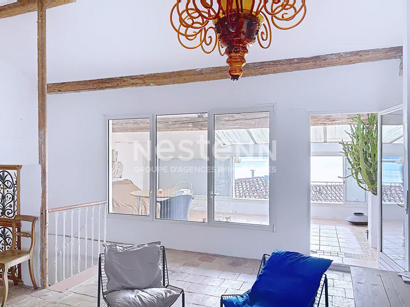 Maison - 215 m² - 7 pièces