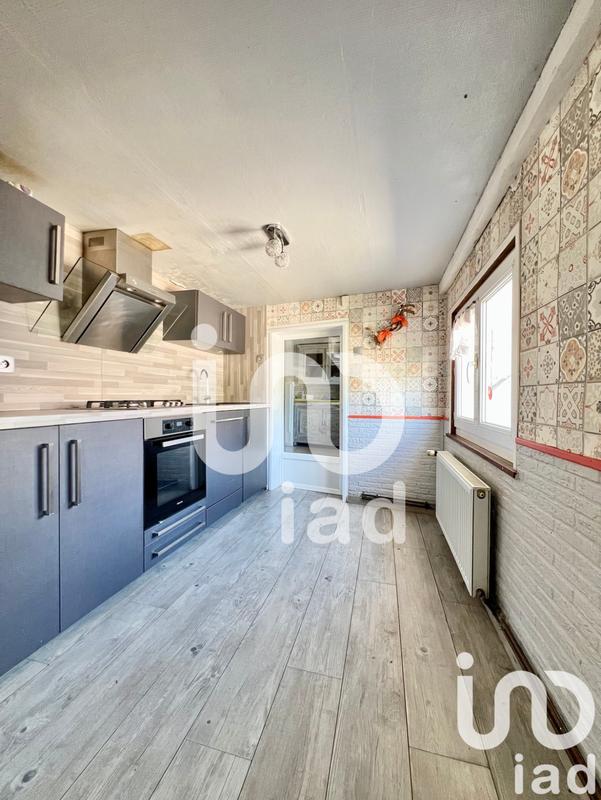 Maison - 180 m² - 7 pièces