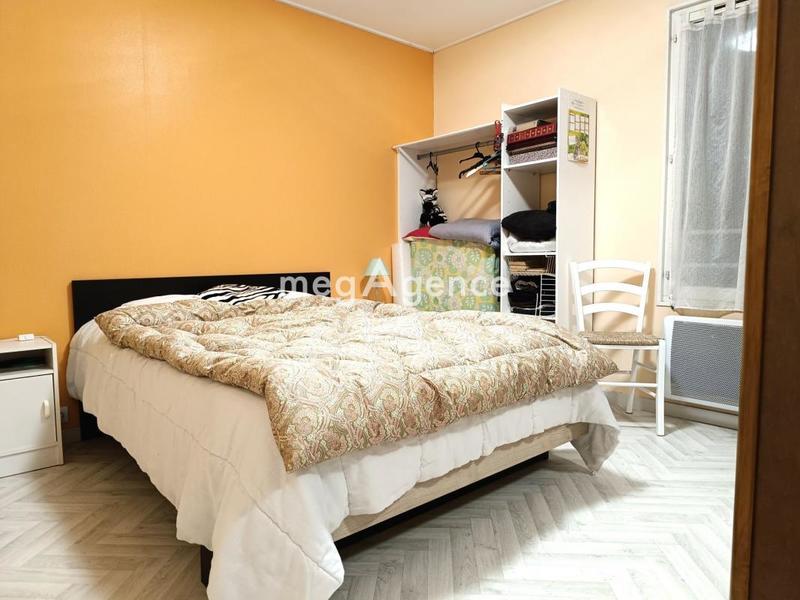 Maison traditionnelle - 100 m² - 5 pièces