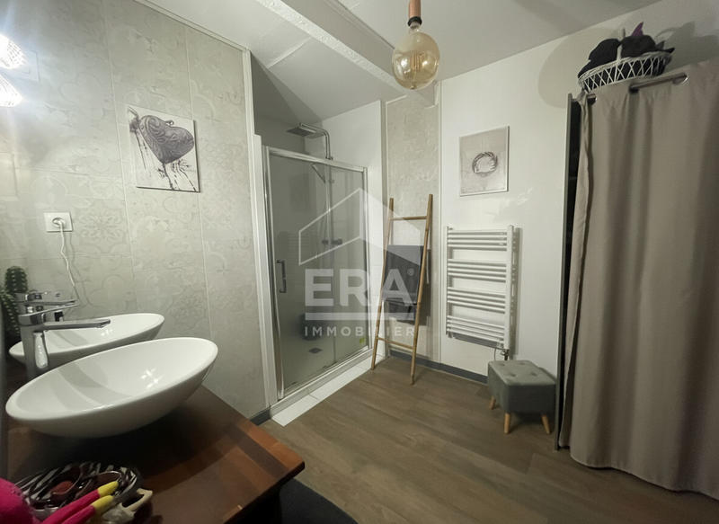 Maison - 122 m² - 4 pièces