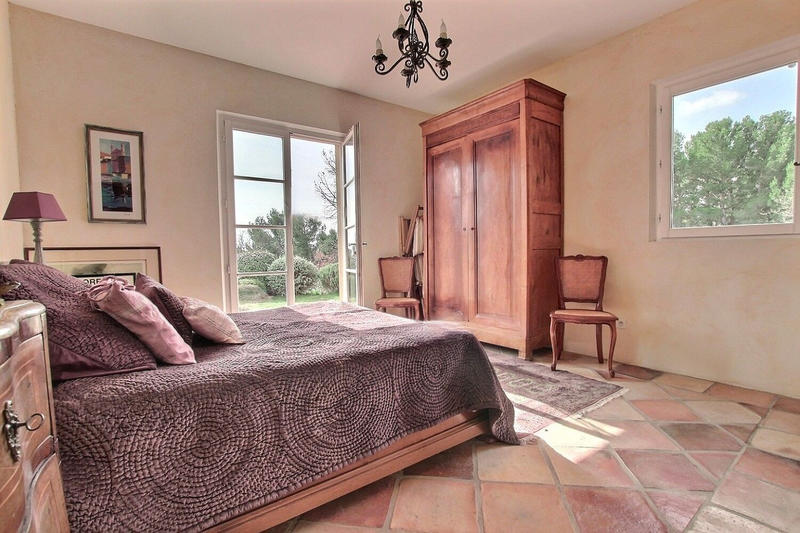 Bastide - 220 m² - 7 pièces