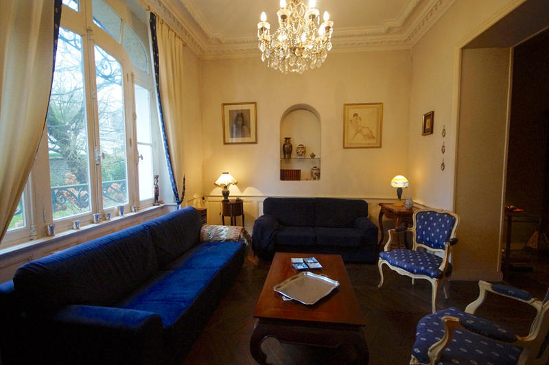 Maison de ville - 232 m² - 9 pièces