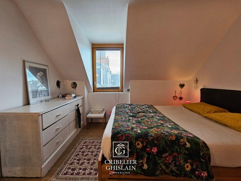 Appartement bourgeois - 190 m² - 7 pièces