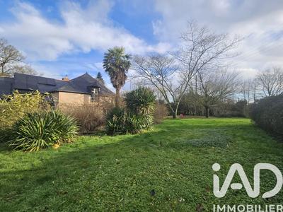 Maison - 250 m² - 8 pièces