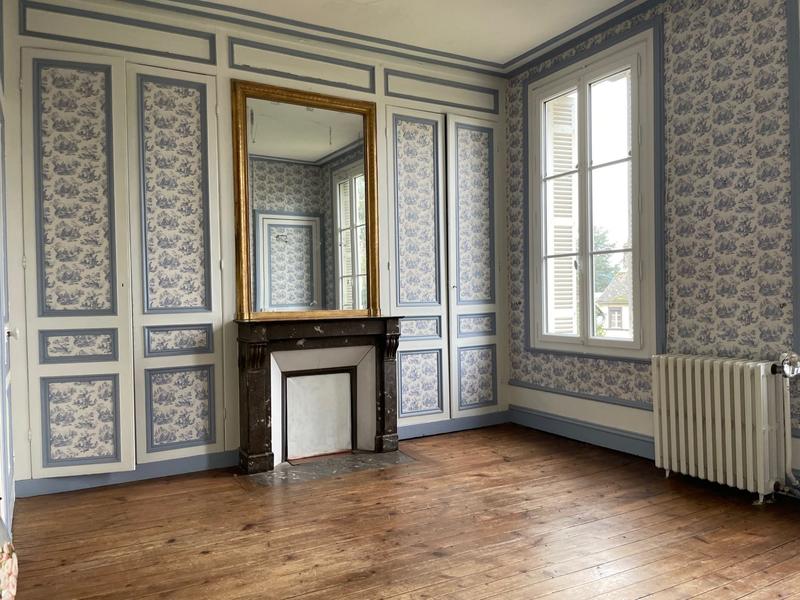 Maison - 241 m² - 11 pièces