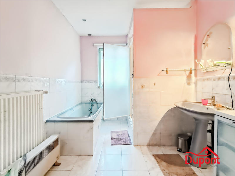 Maison - 138 m² - 7 pièces