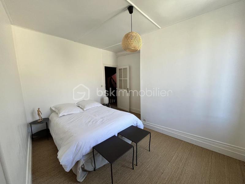 Maison de ville - 196 m² - 7 pièces