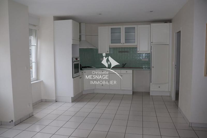 Maison en pierre - 93 m² - 4 pièces