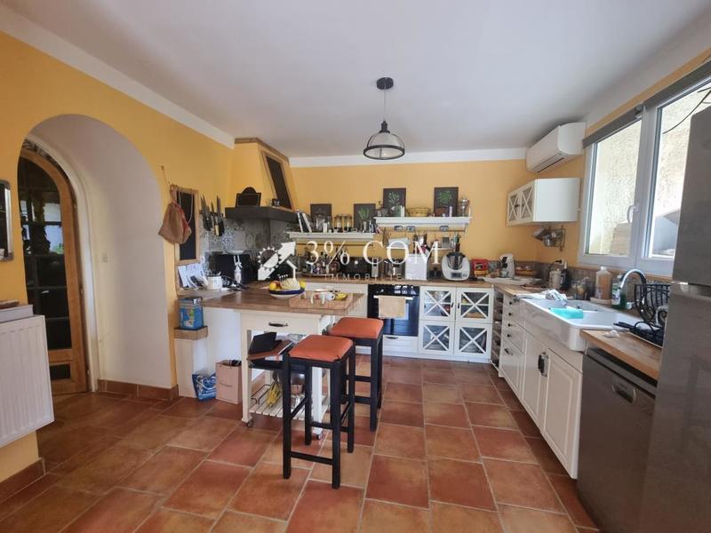 Mas - 150 m² - 5 pièces