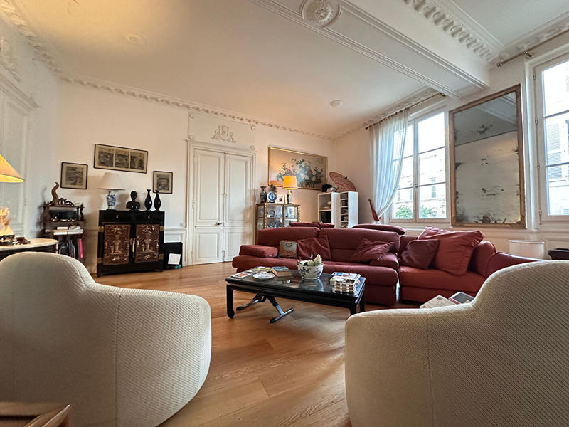 Appartement - 150 m² - 5 pièces